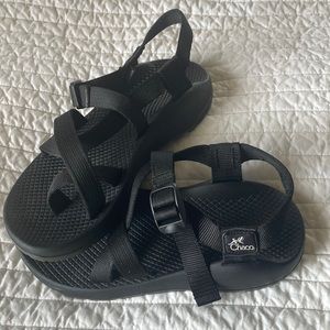 Like new Chaco sandals